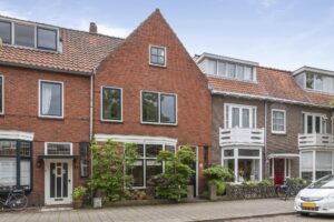 Burgemeester Sandbergstraat 36