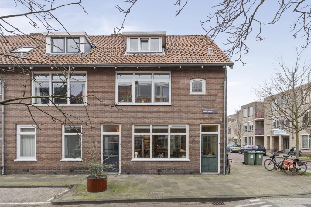 Oranjeboomstraat 40