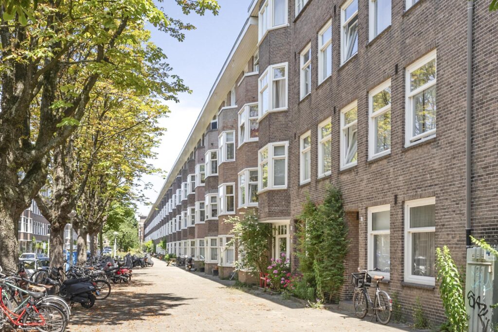 Eemsstraat 49H