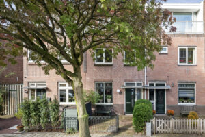 Van 't Hoffstraat 43